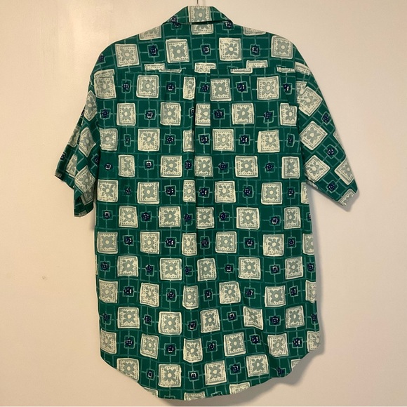 Montagut Button Front Green Floral Print Hawaiian Shirt - Picture 13 of 13